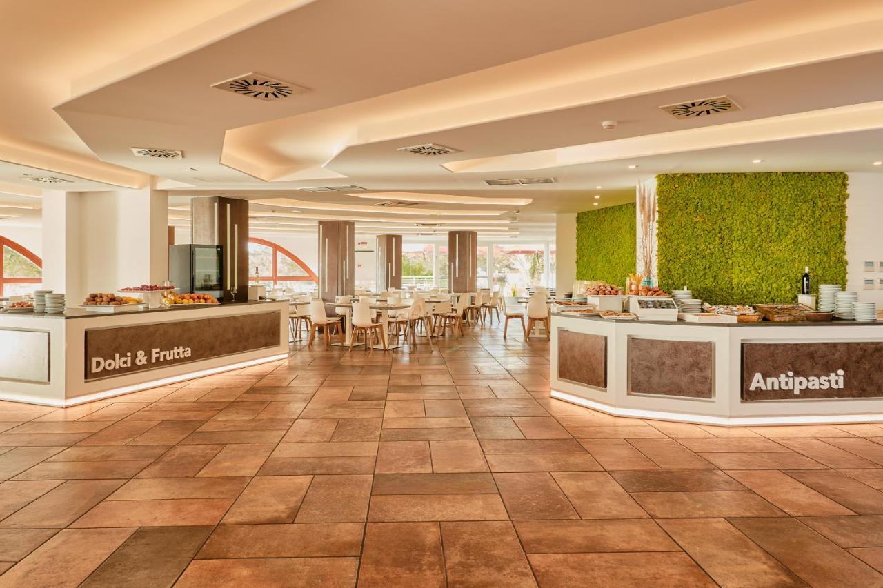 Club Esse Roccaruja Hotel Stintino Bagian luar foto