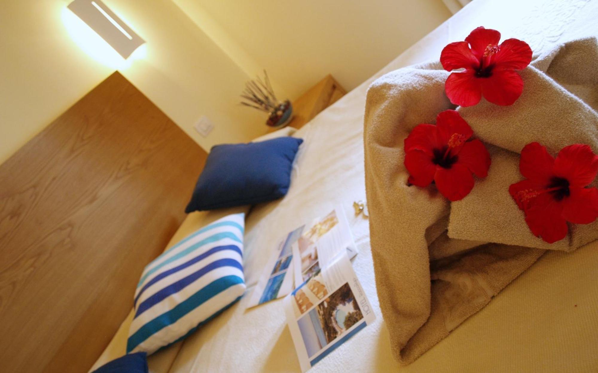 Club Esse Roccaruja Hotel Stintino Ruang foto