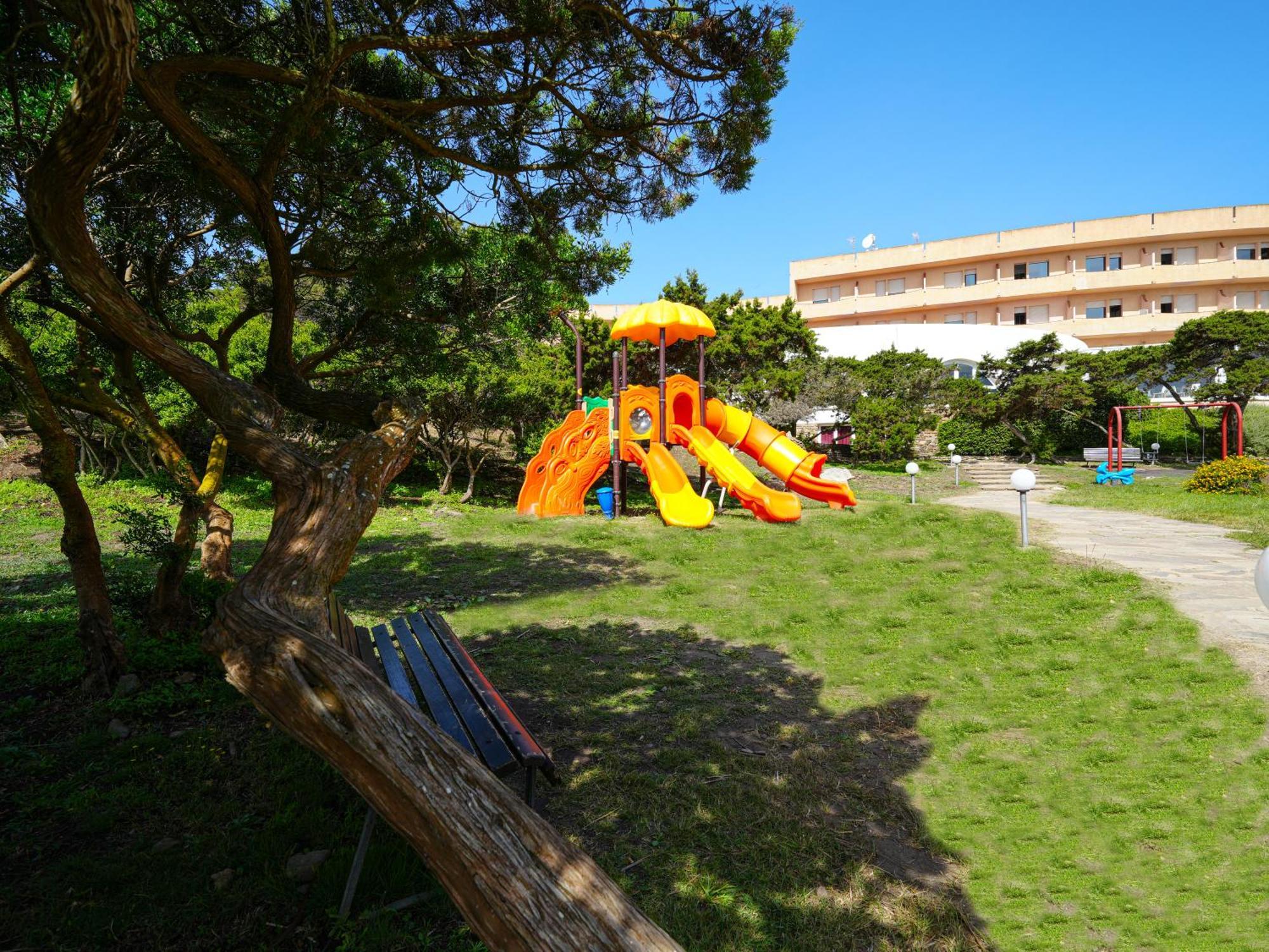 Club Esse Roccaruja Hotel Stintino Bagian luar foto